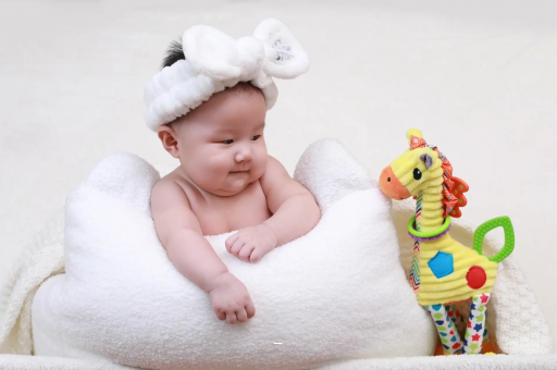 台州宝宝几个月翻身